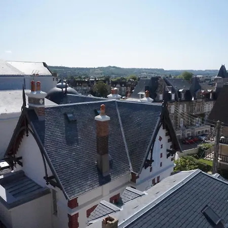 Belle Vie Vue Dominante Et - 2 A 4 Personnes Apartment