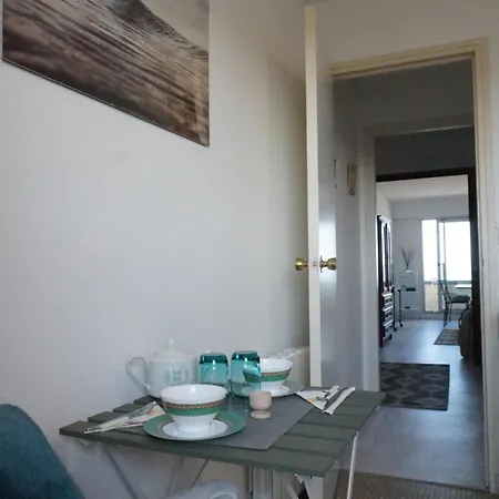 Belle Vie Vue Dominante Et - 2 A 4 Personnes Appartement
