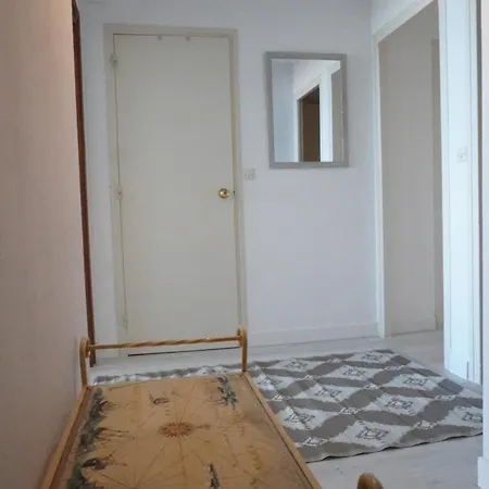 Apartment Belle Vie Vue Dominante Et - 2 A 4 Personnes *