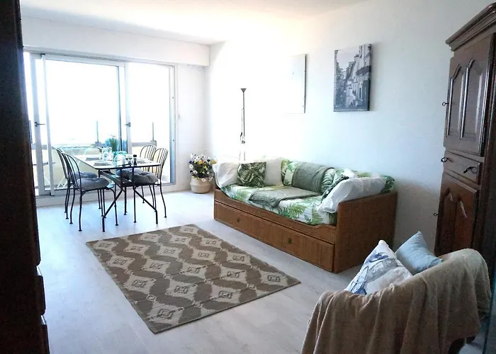 Belle Vie Vue Dominante Et - 2 A 4 Personnes Apartman